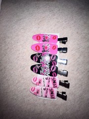 Mean girls custom Set of 6 Pink & Black Lip Print Alligator Hair Clips Metal