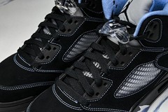 DD0587-008 Jo*dan 5 Retro Black University Blue (2026) Men’s Shoes Size 4-13
