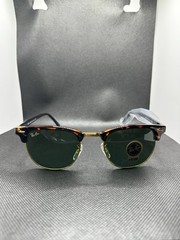 Ray-Ban RB3016 Clubmaster Sunglasses Tortoise Brown Frame Glass Green Lens 51 mm