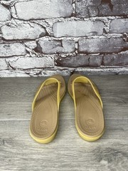 Crocs Pale Yellow Rubber Wedge T-Straps Slide Sandals Women’s Sz 7M US/38EU