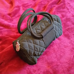 Vera Bradley Small Quilted Handbag Purse Black Unique 4 Loop Handles (458