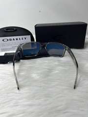 Oakley Holbrook Grey Smoke Clear Frame Blue Mirror Polarized Lens Sunglasses NEW