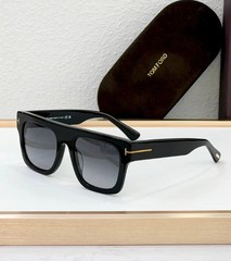 Tom Ford Fausto Sunglasses FT0711 Black/Gray 53-20-145mm With Case New