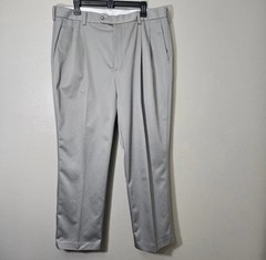 Roundtree & Yorke Men’s Pleated 38×29 Gray Inno-Flex Trousers Preppy Collegiate