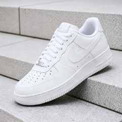 Nike Air Force 1 Low Top Triple White ’07 Mens White Sports Classic Sneaker
