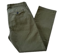 Tommy Hilfiger Men’s THFlex Chino Pants – Green