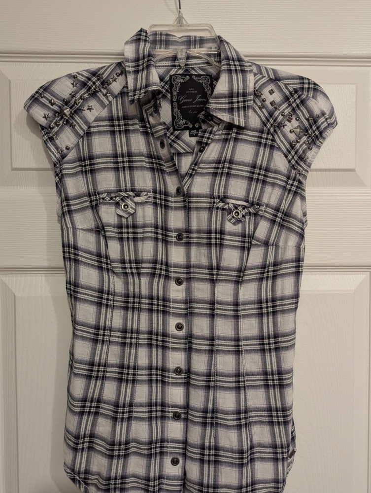 Guess Jeans Women’s plaid Studded Snap Front Western Sleeveless Top size S