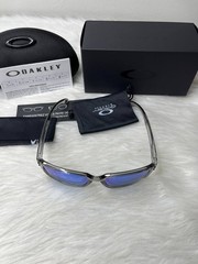 Oakley Holbrook Grey Smoke Clear Frame Blue Mirror Polarized Lens Sunglasses NEW