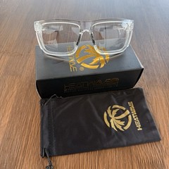 Heat Wave z87 photochromic 50/50 for women and men transparent plastic frame