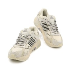 adidas Bad Bunny x Response CL Wonder White – IF7179