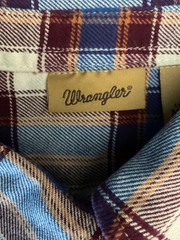 Wrangler Women’s Long-Sleeve Western Pearl Snap Plaid Blue & Maroon Shirt. Med