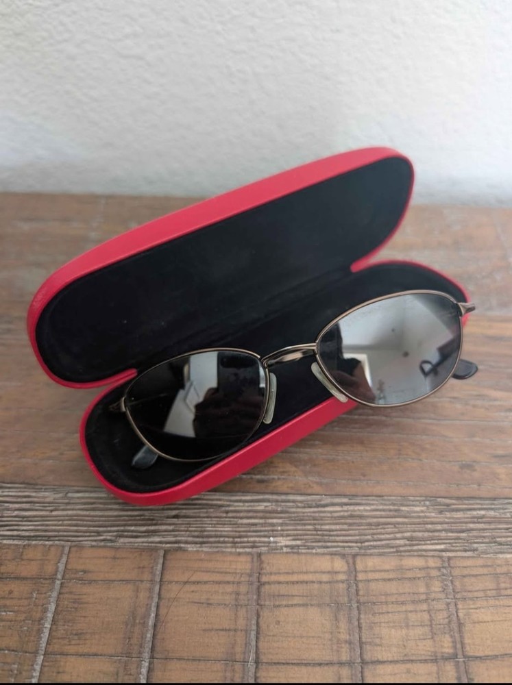 Men’s Maui Jim Sunglasses Silver Metal Frame Black Tinted Plastic Lenses w/ Case