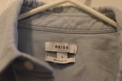 Reiss Men’s Solid Blue Long Sleeve Button-Up Shirt, Regular Fit, S Pockets
