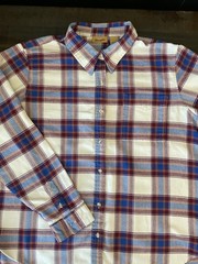 Wrangler Women’s Long-Sleeve Western Pearl Snap Plaid Blue & Maroon Shirt. Med
