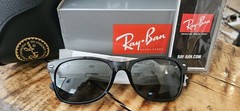Ray-Ban ORB2132 New Wayfarer Black Frame Green Polarized Lens 55-18 UV400