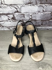 UGG Black Leather Casual Cork Wedge Ankle Strap Sandals Women’s Sz 7M US/38EU