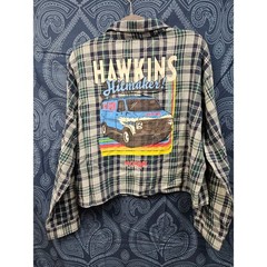 No Boundaries Stranger Things Cropped Flannel Shirt Hawkins Hitmaker Green Plaid