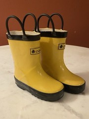 Oaki Loop Handle Rubber Rain Boots Size 4 Toddler Yellow Boys or Girls