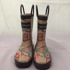 Oakiwear Perched Owls Loop Handle Rubber Rain Boots Size 7 EUC