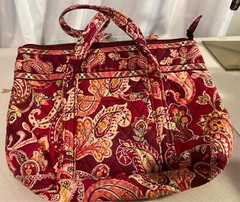 Multicolor Pink Maroon Vera Bradley Loop Handle Quilted Purse Pre-Owned