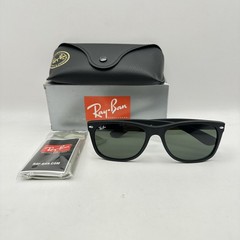 Ray Ban New Wayfarer Classic Square Full Rim Sunglasses RB2132 Black
