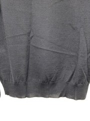 PRADA CLASSIC WOOL SWEATER in DARK BLUE. SIZE M / US 38 / IT 48. New & Authentic