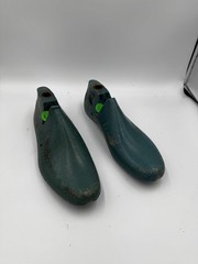 Vintage Hormas El Árbol Plastic Shoe Last Pair Size 6 D Metal Heel Plate