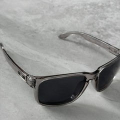 Oakley Men’s Holbrook XL Sunglasses Grey Smoke Prizm Black Polarized Lens