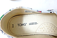 TOM CATS Light Grey Canvas Flat Slip-On Shoes Sz:7.5 M US/38 EU Brand new