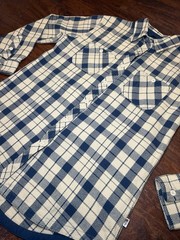The north face Women’s Flannel Shirt Blue And Cream Plaid Size Medium