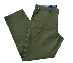 Tommy Hilfiger Men’s THFlex Chino Pants – Green
