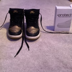 Nike Air Jordan 1 High Metallic Gold FD1437-071 Size 6.5Y New Crease Protectors