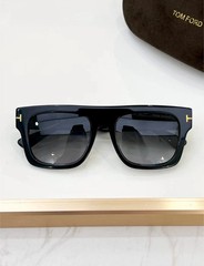 Tom Ford Fausto Sunglasses FT0711 Black/Gray 53-20-145mm With Case New