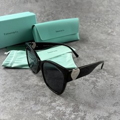 New In Box – Tiffany Black Square Sunglasses Elegant Women’s Shades