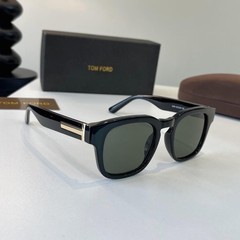 Tom Ford TF0906 Black Frames Unisex Square Sunglasses 145mm